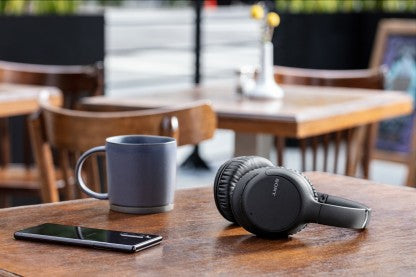 SONY WH-CH710N ACTIVE NOISE CANCELLATION ENABLED BLUETOOTH HEADSET  (BLACK, ON THE EAR)
